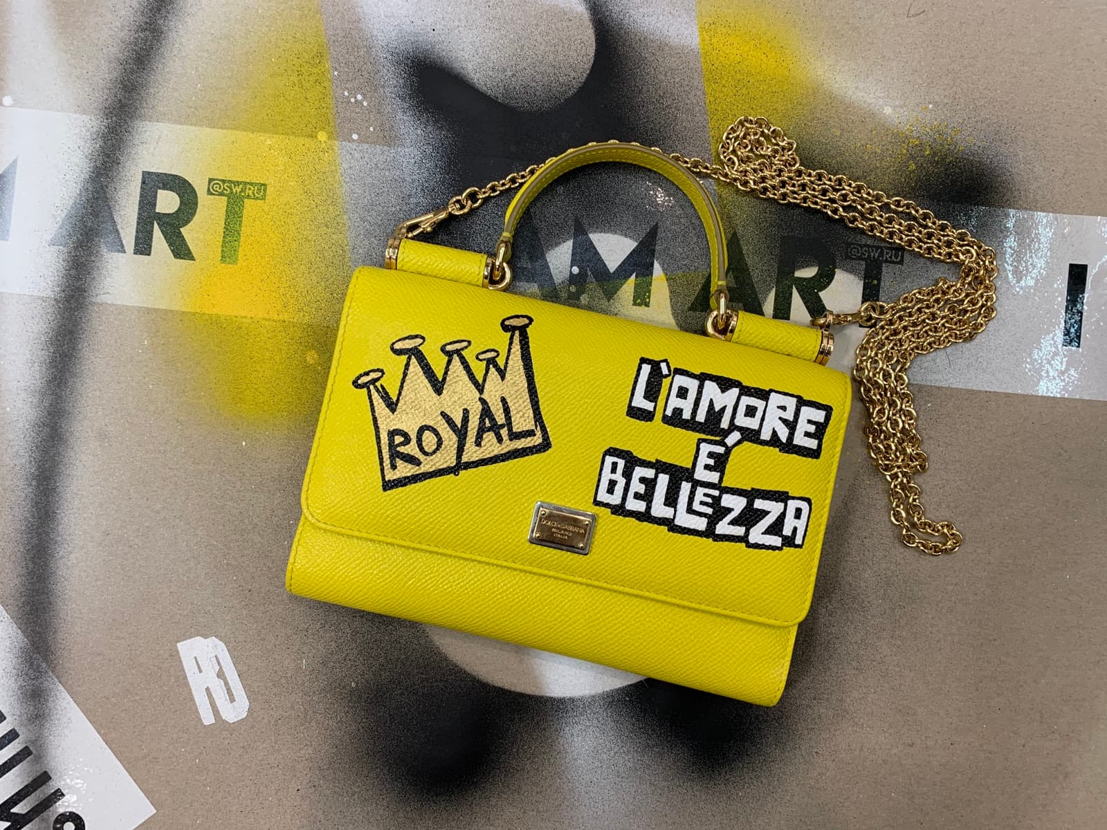 Сумка Dolce & Gabbana — Royal, L'amore è bellezza — кастомизация, ручная роспись Street Wave