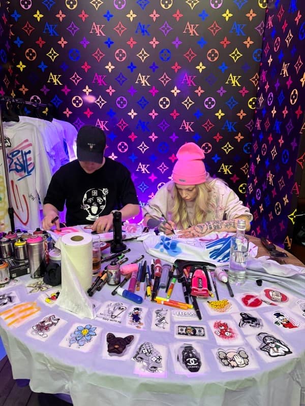 Custom зона: день рождения в стиле Louis Vuitton - 1