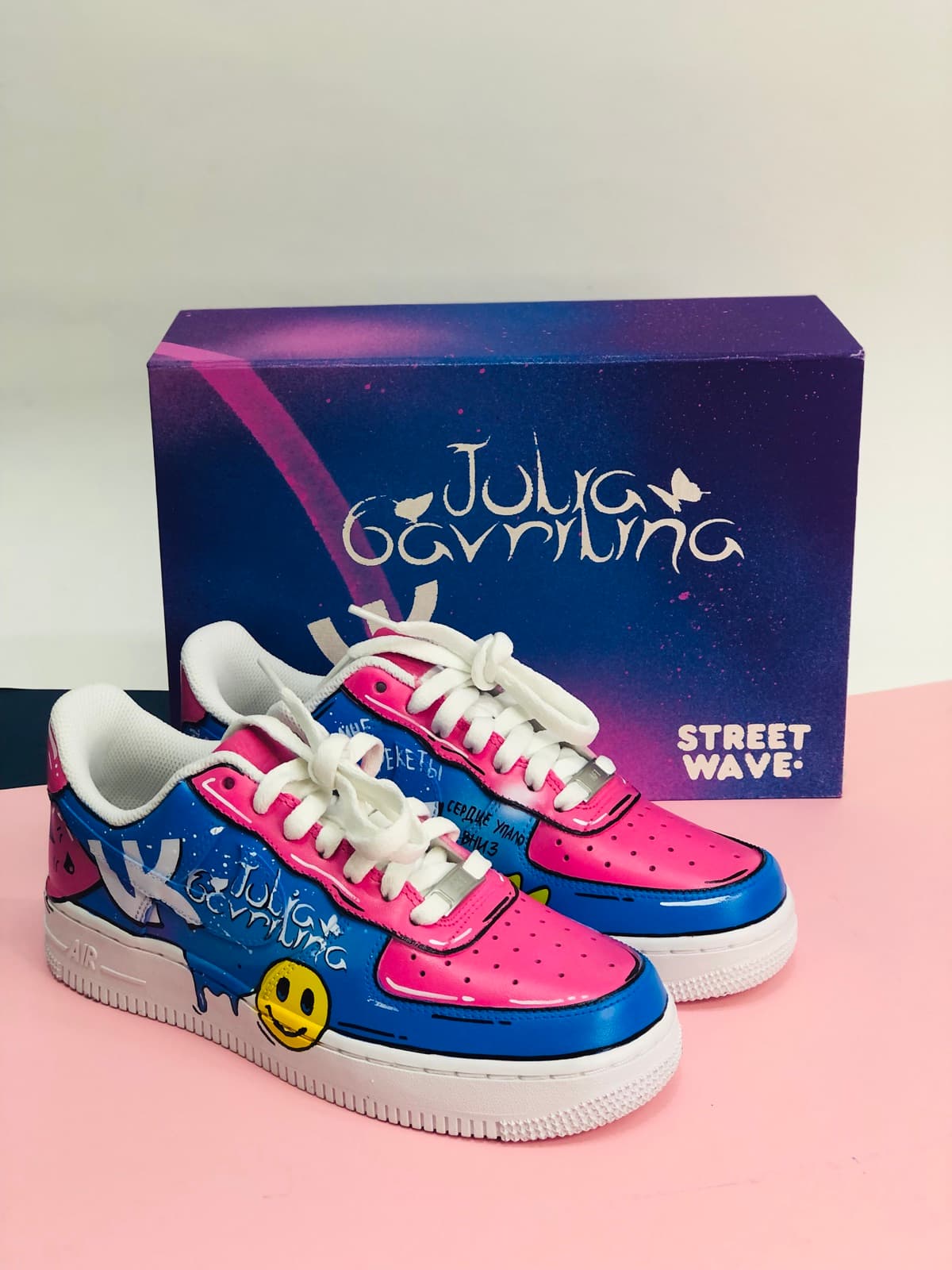 Кастомные кроссовки Nike Air Force 1 VKX Julia Gavrilina